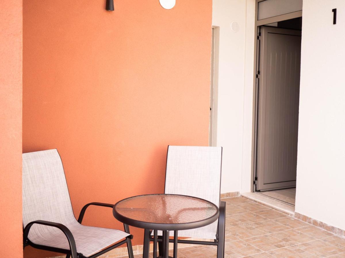 Apartment Stari *